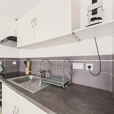 Maison Pour 4, Terrasse, Proche Gare * Saint-Gilles-Croix-de-Vie