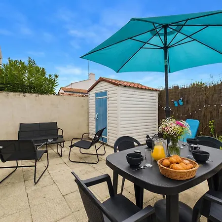 Maison Pour 4, Terrasse, Proche Gare Holiday home