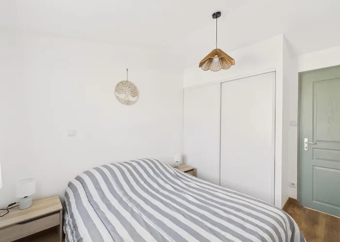 Jolie Maison Pour 4 Personnes Avec Terrasse Nyaraló