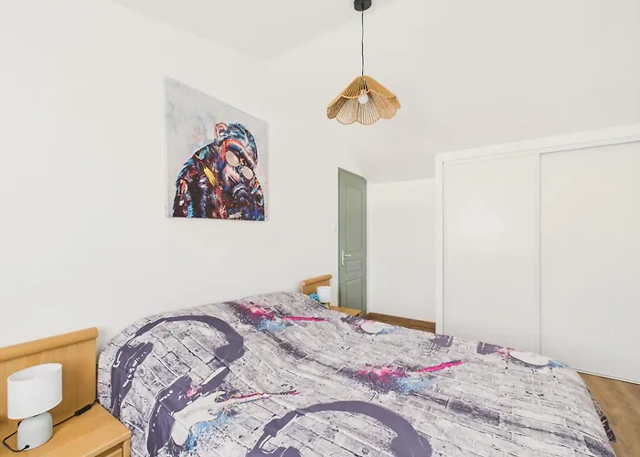 Jolie Maison Pour 4 Personnes Avec Terrasse Nyaraló